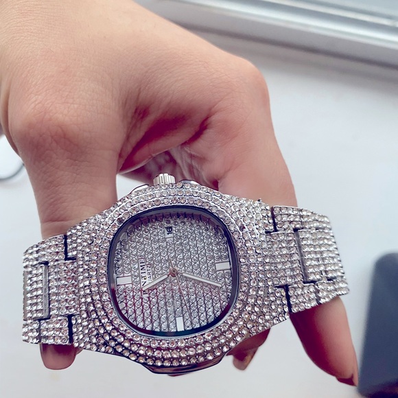 Silver Watch- Unisex - Picture 3 of 5